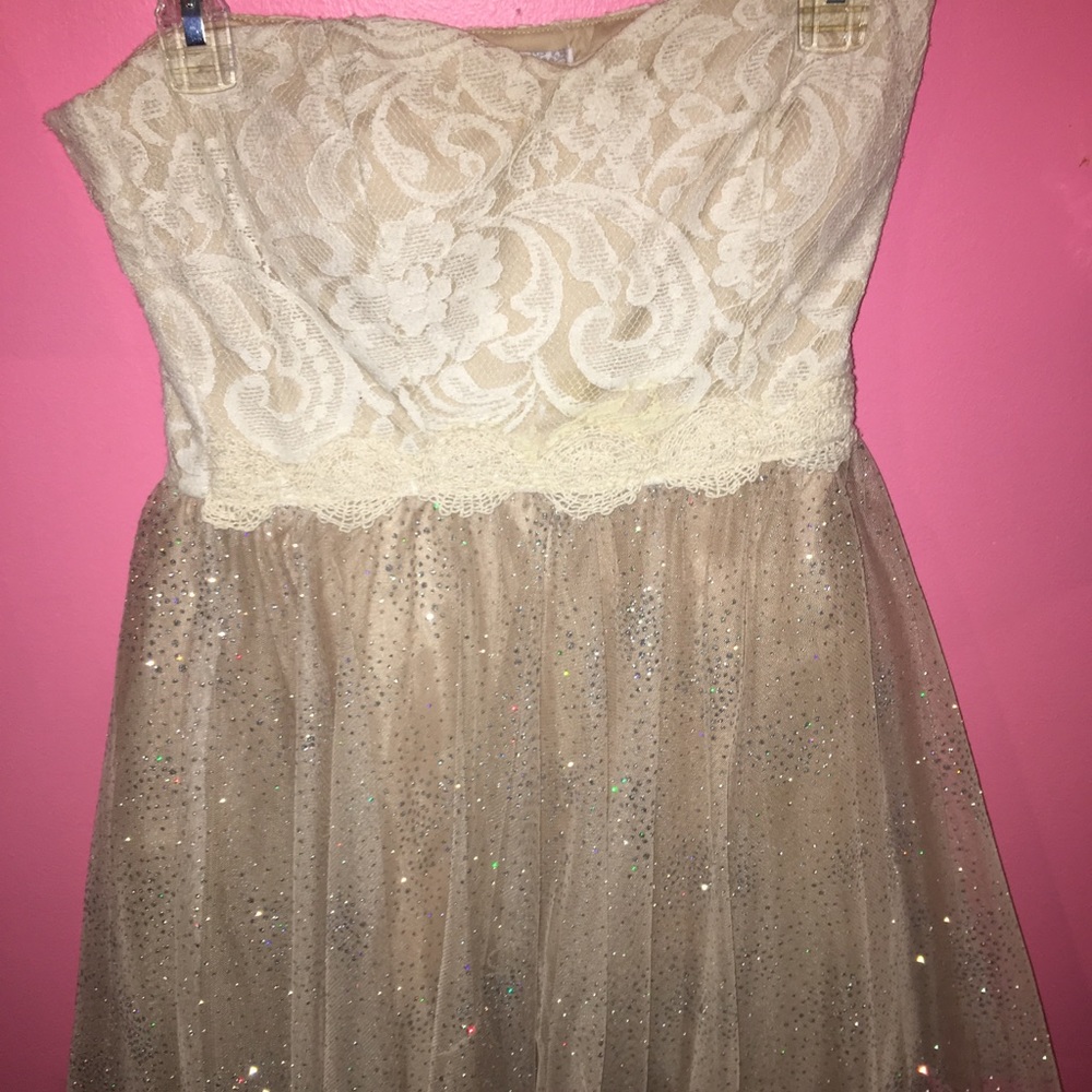 Beautiful midi gold/ tan  dress💛